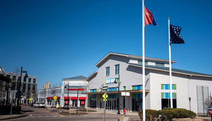25 Ft Commercial Flagpole: What to Consider
