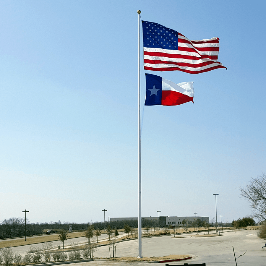 70 Ft CS Commercial Flagpole External Halyard
