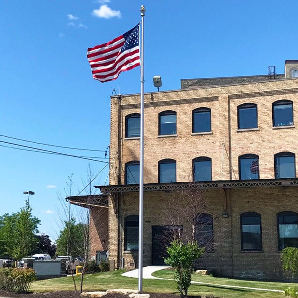 30 Ft CS Commercial Flagpole Internal Halyard
