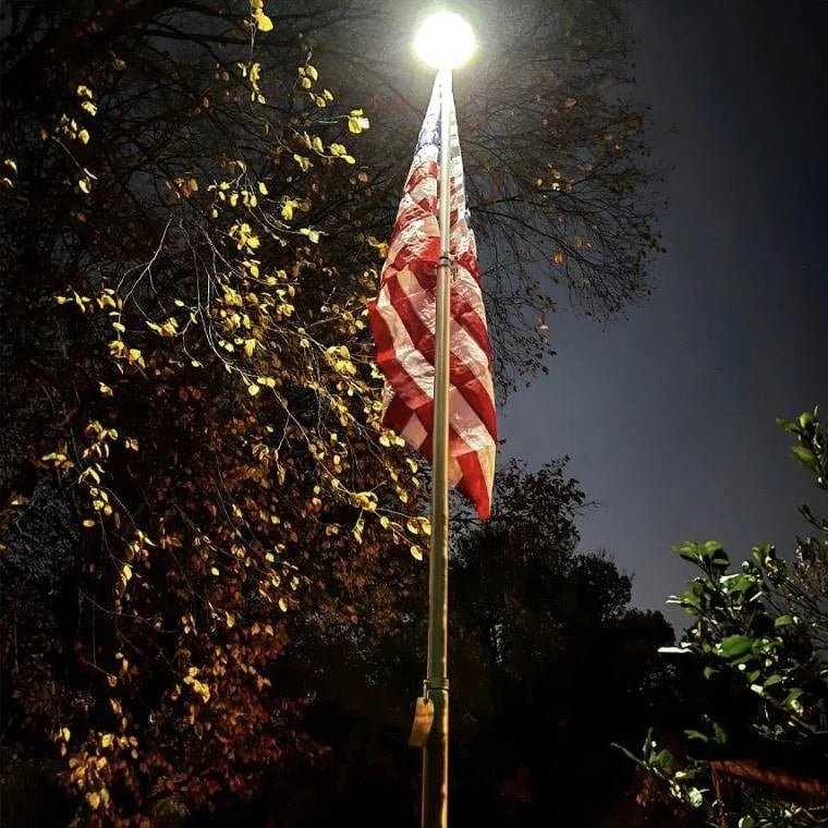 Solar Flagpole Lights